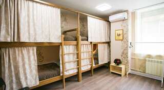 Гостиница Хостелы Рус - Иркутск Иркутск Кровать в общем 8-местном номере для женщин-1